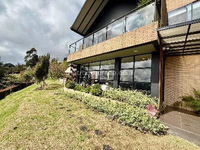 Casa de 5 alcobas en venta en 2 5 Kms Mall Indiana, Envigado, 358 m² · foto 8 de 20