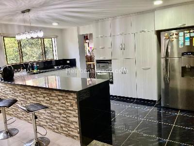 Apartamento en venta en La Tomatera, Medellín · foto 4 de 18