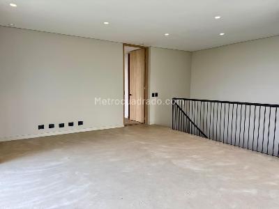 Apartamento en venta en Loma Del Escobero, Envigado · foto 16 de 20