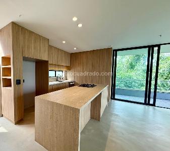 Apartamento en venta en Loma Del Escobero, Envigado · foto 2 de 20