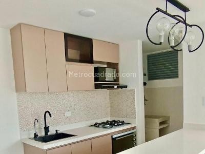 Apartamento de 3 alcobas en venta en Pilsen, Itagüí, 88 m² · foto 4 de 16