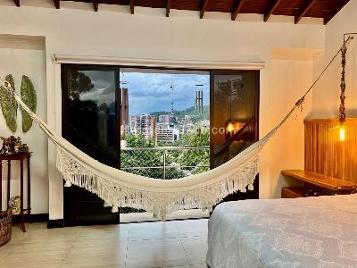 Casa de 5 alcobas en venta en El Poblado El Tesoro, Medellín, 480 m² · foto 16 de 20