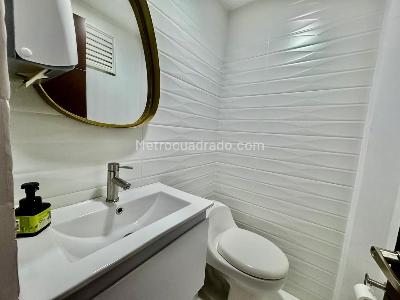 Casa de 5 alcobas en venta en El Poblado El Tesoro, Medellín, 480 m² · foto 3 de 20