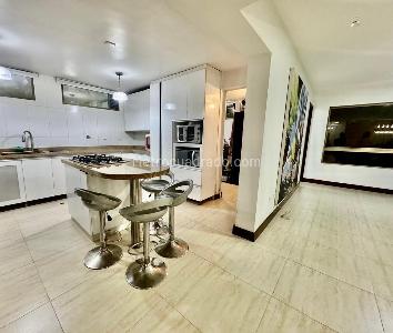 Casa de 5 alcobas en venta en El Poblado El Tesoro, Medellín, 480 m² · foto 5 de 20