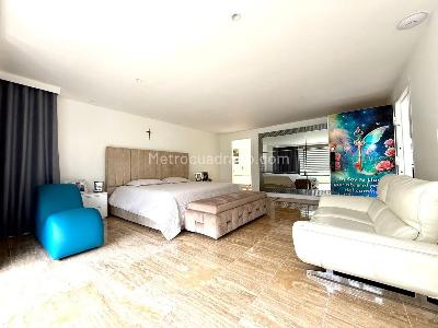 Apartamento de 3 alcobas en venta en Poblado San Lucas, Medellín, 410 m² · foto 11 de 20