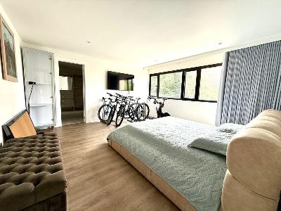Apartamento de 3 alcobas en venta en Poblado San Lucas, Medellín, 410 m² · foto 18 de 20