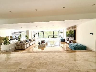 Apartamento de 3 alcobas en venta en Poblado San Lucas, Medellín, 410 m² · foto 20 de 20