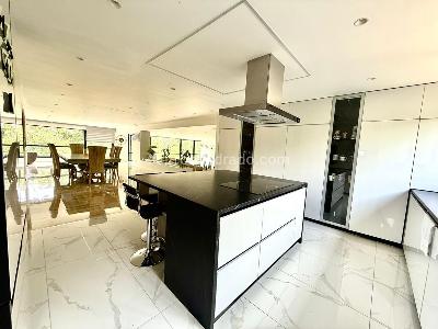 Apartamento de 3 alcobas en venta en Poblado San Lucas, Medellín, 410 m² · foto 5 de 20