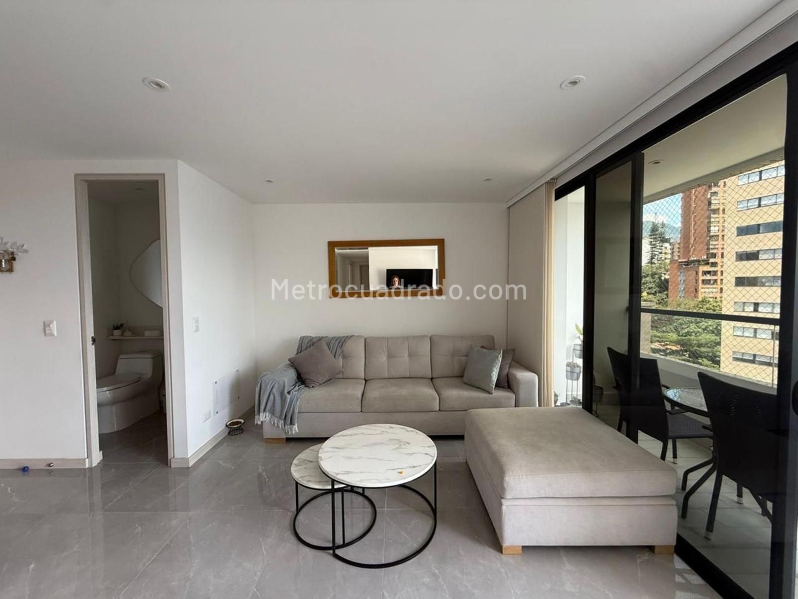 Apartamento de 3 habitaciones en venta en Castropol, Medellín — imagen 1 de 20