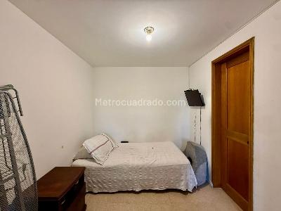 Apartamento en venta en El Poblado Castropol, Medellín · foto 14 de 19