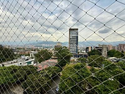 Apartamento en venta en El Poblado Castropol, Medellín · foto 16 de 19