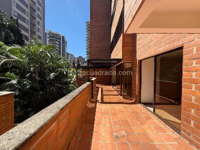 Apartamento de 3 alcobas en venta en El Poblado La Linde, Medellín, 320 m² · foto 16 de 20