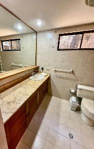 Apartamento de 3 alcobas en venta en El Poblado La Linde, Medellín, 320 m² · foto 5 de 20