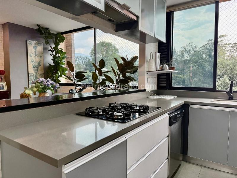 Apartamento en Venta, EL POBLADO SAN LUCAS, Medellín - Więcej