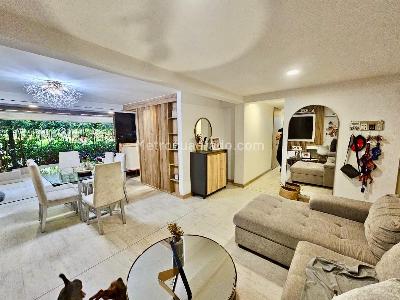 Apartamento de 3 alcobas en venta en Loma De Los Bernal, Medellín, 114 m² · foto 11 de 16