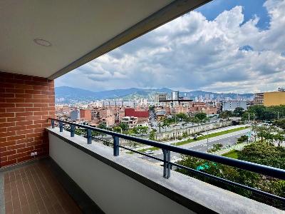 Apartamento en venta en Las Acacias, Itagüí · foto 2 de 13