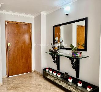 Casa de 4 alcobas en venta en El Poblado Las Lomas, Medellín, 257 m² · foto 11 de 20