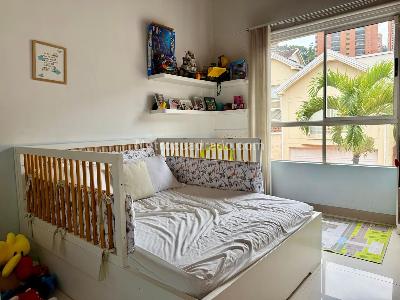 Casa de 4 alcobas en venta en El Poblado Las Lomas, Medellín, 257 m² · foto 13 de 20