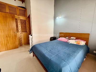 Casa de 4 alcobas en venta en El Poblado Las Lomas, Medellín, 257 m² · foto 18 de 20
