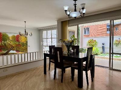 Casa de 4 alcobas en venta en El Poblado Las Lomas, Medellín, 257 m² · foto 9 de 20