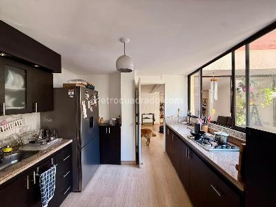 Apartamento en venta en Laureles, Medellín · foto 14 de 20