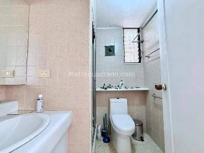 Apartamento en venta en Laureles, Medellín · foto 4 de 20