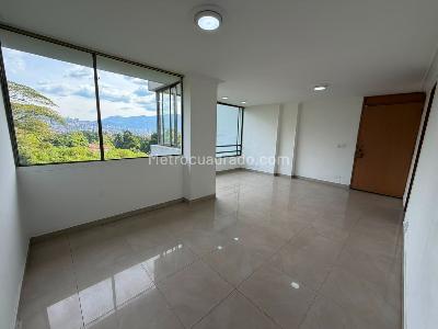 Apartamento en venta en La Abadia, Medellín · foto 4 de 19