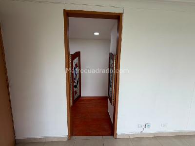 Apartamento en venta en La Abadia, Medellín · foto 6 de 19