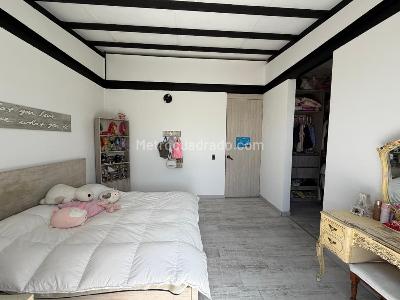 Casa de 3 alcobas en venta en Las Palmas, Envigado, 345 m² · foto 13 de 20