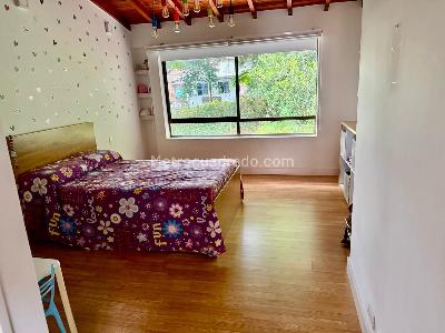 Casa de 3 alcobas en venta en La Visitacion, Medellín, 220 m² · foto 9 de 13