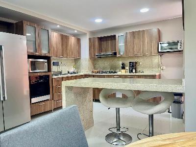 Apartamento de 3 alcobas en venta en Loma Del Chocho, Envigado, 124 m² · foto 4 de 18
