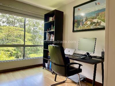 Apartamento de 3 alcobas en venta en Loma Del Chocho, Envigado, 124 m² · foto 7 de 18