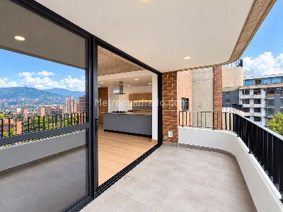 Apartamento de 2 alcobas en venta en El Poblado La Linde, Medellín, 110 m² · foto 11 de 20