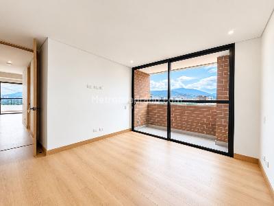 Apartamento de 2 alcobas en venta en El Poblado La Linde, Medellín, 110 m² · foto 12 de 20