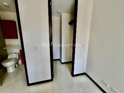 Apartamento en venta en La Paz, Envigado · foto 12 de 17