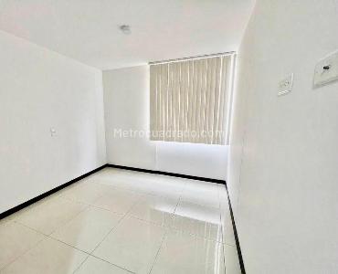 Apartamento en venta en La Paz, Envigado · foto 8 de 17