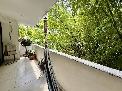 Apartamento de 2 alcobas en venta en El Poblado El Tesoro, Medellín, 230 m² · foto 11 de 20