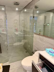 Apartamento de 2 alcobas en venta en El Poblado El Tesoro, Medellín, 230 m² · foto 19 de 20