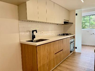 Apartamento de 2 alcobas en venta en La Visitacion, Medellín, 101 m² · foto 17 de 19