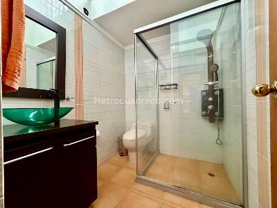 Casa de 4 alcobas en venta en El Poblado Las Lomas, Medellín, 266 m² · foto 14 de 20