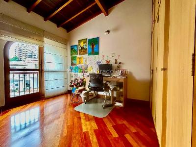 Casa de 4 alcobas en venta en El Poblado Las Lomas, Medellín, 266 m² · foto 19 de 20
