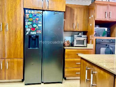 Casa de 4 alcobas en venta en El Poblado Las Lomas, Medellín, 266 m² · foto 10 de 20