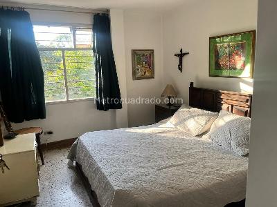 Apartamento en venta en El Poblado Provenza, Medellín · foto 12 de 20