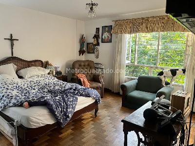Apartamento en venta en El Poblado Provenza, Medellín · foto 14 de 20