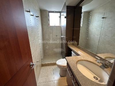Apartamento de 4 alcobas en venta en Colina Y Alrededores, Bogotá, 109 m² · foto 7 de 20