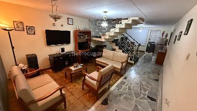 Casa de 5 alcobas en venta en Marsella Antigua, Bogotá, 270 m² · foto 2 de 20