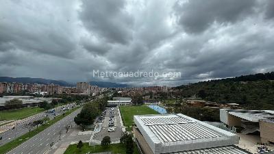 Apartamento de 4 alcobas en venta en Casa Blanca, Bogotá, 156 m² · foto 2 de 15