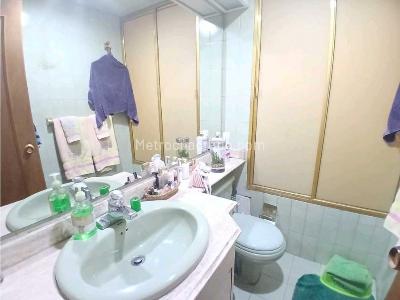 Apartamento de 4 alcobas en venta en Santa Barbara Central, Bogotá, 210 m² · foto 9 de 14