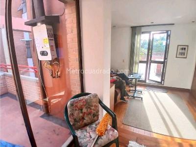 Apartamento de 4 alcobas en venta en Santa Barbara Central, Bogotá, 210 m² · foto 13 de 14