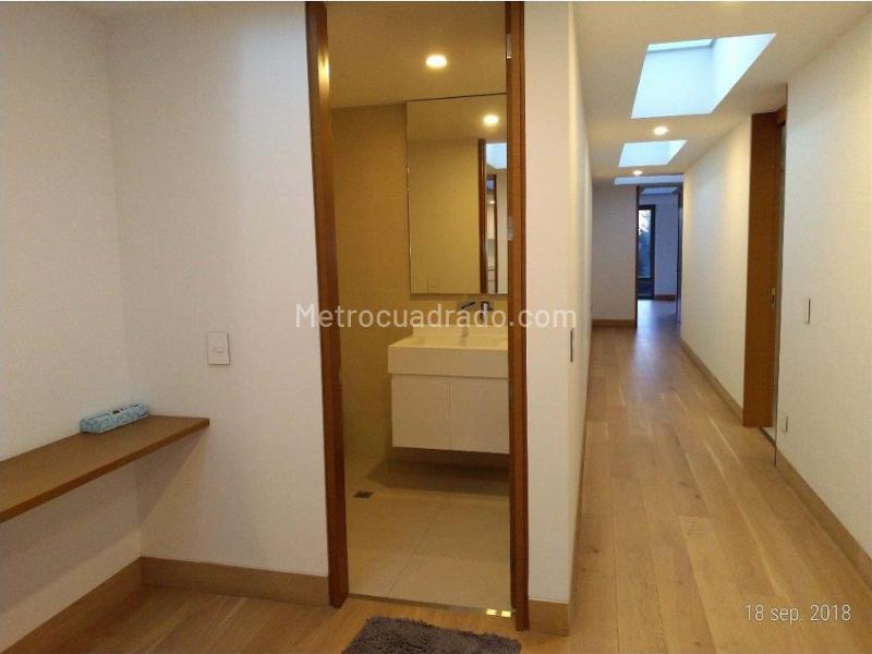 Piso – Bogotá, Casablanca Norte, Localidad Suba - Más